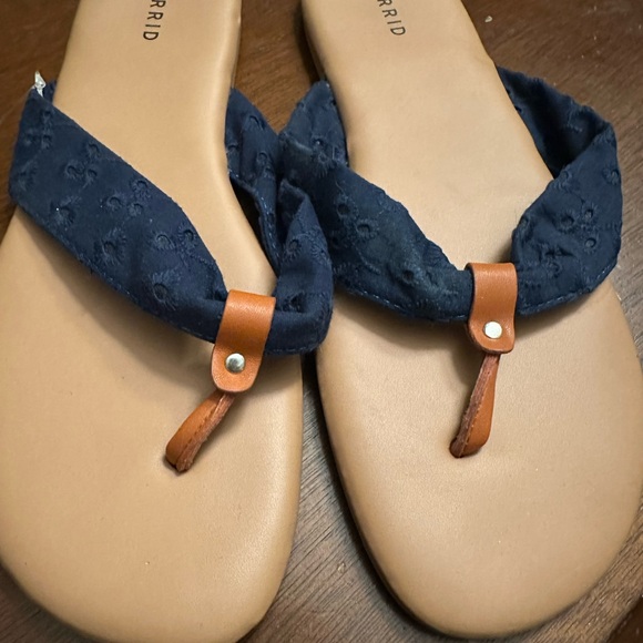 torrid Shoes - Torrid Women's Navy and Tan Sandals